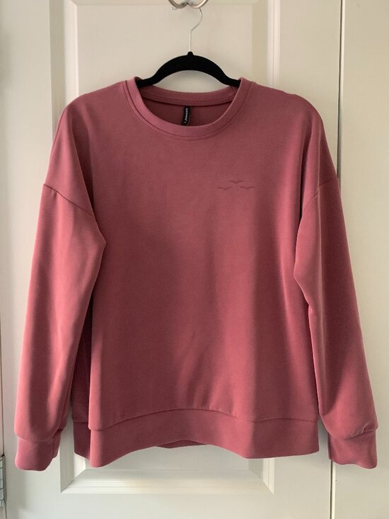Lazypants Sweaters - Cozy light burgundy crewneck
